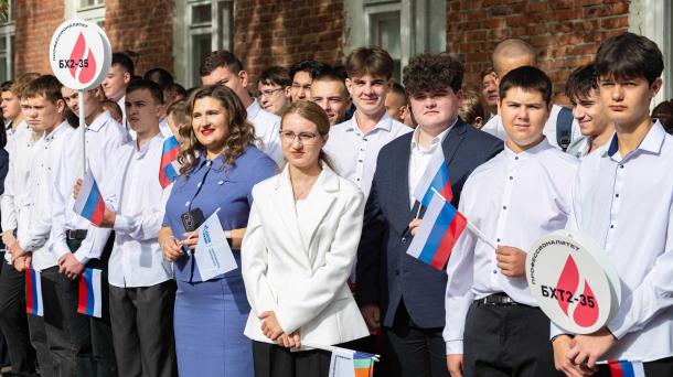 В Омске заработал центр рабочих профессий