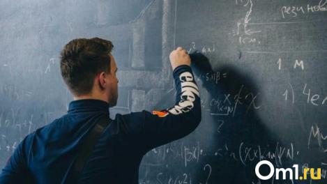 Родители требуют поменять учителя-блогера в школе Новосибирска