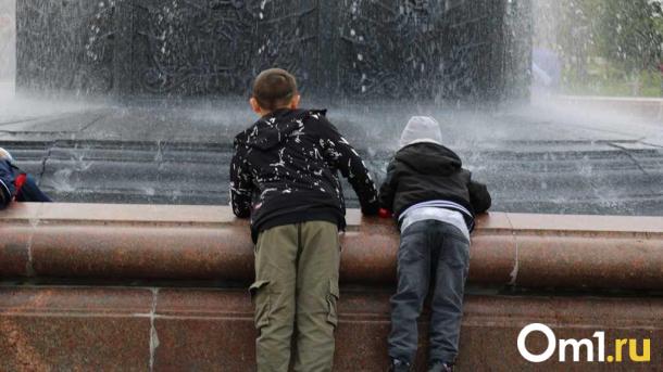 Искали маму: в Омске двое детей ушли из дома 1 сентября