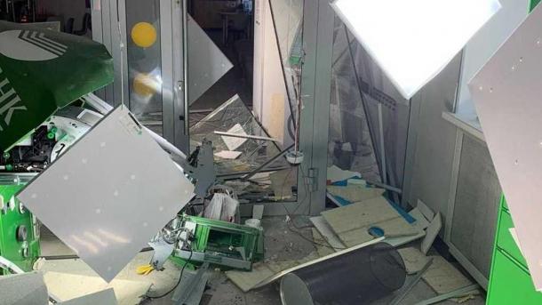 Готовился заранее: омский безработный пять раз подрывал банкоматы для кражи денег