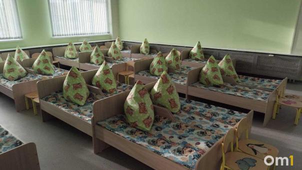На омской улице, испытывающей проблемы с детскими садами, построят детский сад