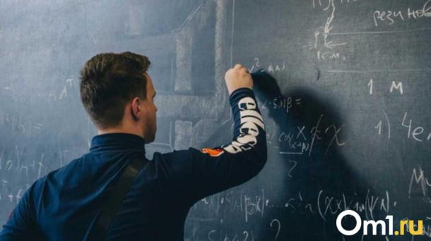 Введение ГОСТа на школьную форму объяснила министр образования Новосибирской области