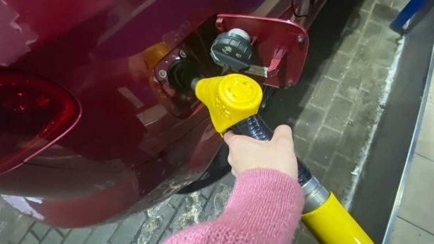 Новосибирскстат фиксирует рост цен на бензин до 79,84 ₽ за литр в 2025