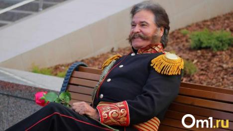 У омского музея появится скульптура мужа Любочки