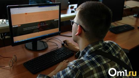 В самом длинном доме Омска откроется кадровый центр