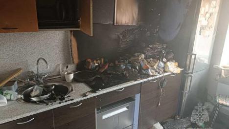 Пожар на первом этаже напугал десятки омичей