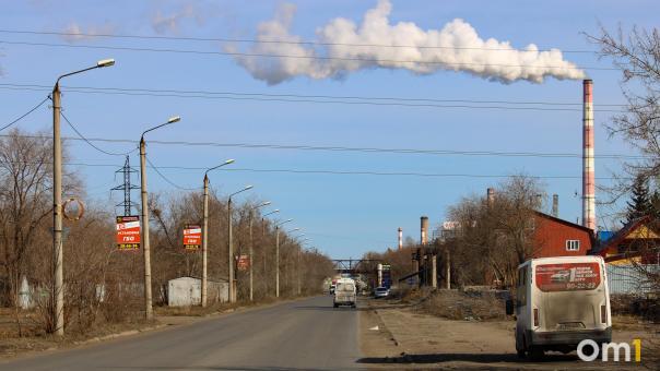 Снова выбросы: в Омске объявили режим «чёрного неба»