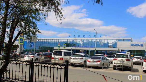 В Омске задерживается рейс в Сочи на шесть часов