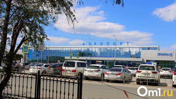В Омске задерживается рейс в Сочи на шесть часов