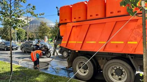 Почти 26 миллионов рублей направили в Новосибирске на промывку ливнёвок