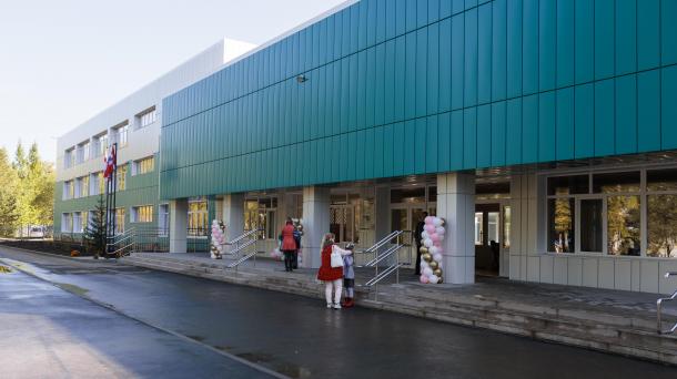В Омске после глобального ремонта открыли левобережную школу № 21