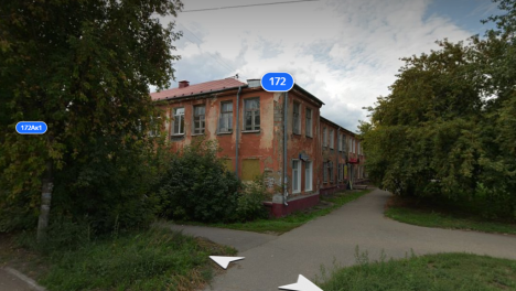 Жаловались семь лет: в Омске начнут сносить опасный дом, построенный почти 70 лет назад