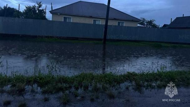 В Таврическом районе Омской области борются с паводком: количество подтоплений уменьшилось