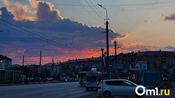 В омском минприроды объяснили появление невыносимой вони на Левом берегу