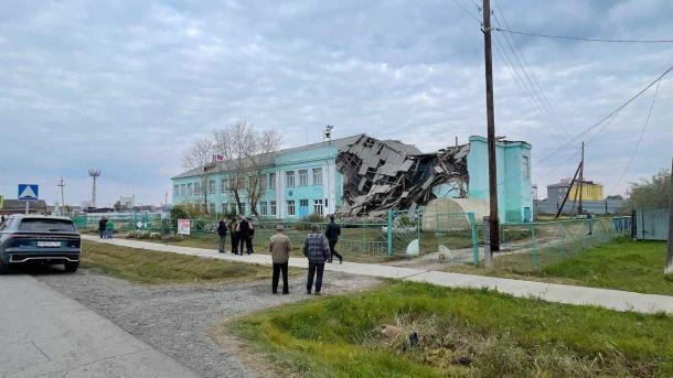 «Приходили формальные отписки»: родители — о том, как жаловались на состояние школы