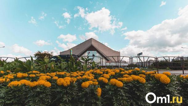 На СКК Блинова залили лёд: реконструкция продолжается