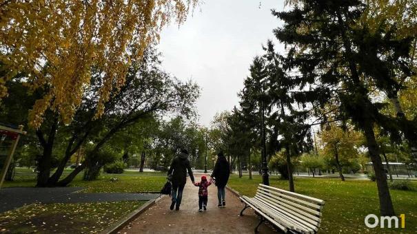 Омск окажется в центре аномальной погоды с летней жарой