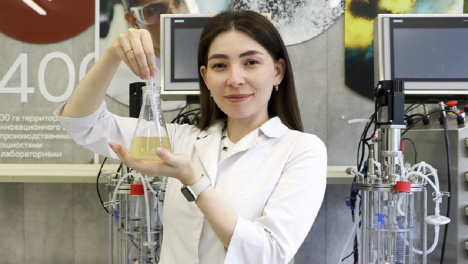 Без искусственных добавок: студентка из Омска получила миллион рублей на разработку необычного напитка