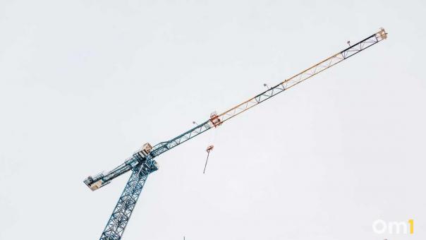 Недобросовестного подрядчика наказали за срыв ремонта омской школы
