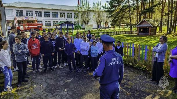 В Таре эвакуировали адаптивную школу-интернат. Это были учения