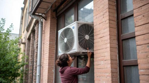 Битва за фасад: кондиционер рассорил соседей в Новосибирске