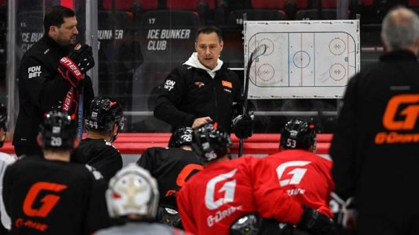 Новичок «Авангарда» в дебютной игре устроил драку