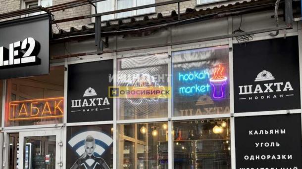Несовершеннолетний новосибирец разбил витрину ради кражи нового айфона