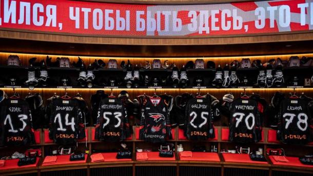 «Авангард» в Омске уверенно обыграл «Локомотив» Боба Хартли