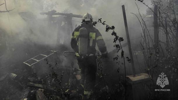 Смертельно опасное соседство: омичам рассказали, что нельзя ставить у печек