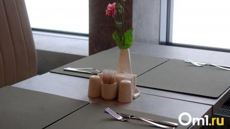 За лето омичи прогуляли в ресторанах 11 миллиардов