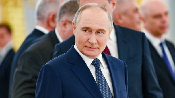 Певица из Новосибирска написала стихотворение ко дню рождения Путина