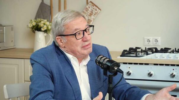 Экс-глава Красноярского края Толоконский назвал Красноярск деревней на фоне Новосибирска