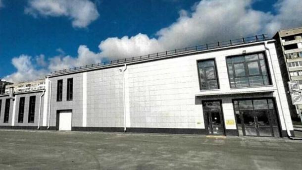 В Омске на Левом берегу ввели в эксплуатацию гараж переменной этажности