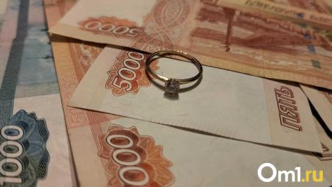 Любовь потребовала жертв: омич ограбил магазин, чтобы съездить на свидание к жене в колонию