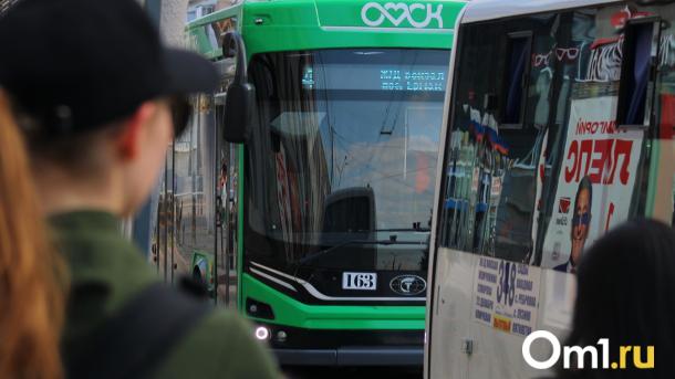 В дептрансе рассказали, сколько женщин работают водителями автобусов в Омске