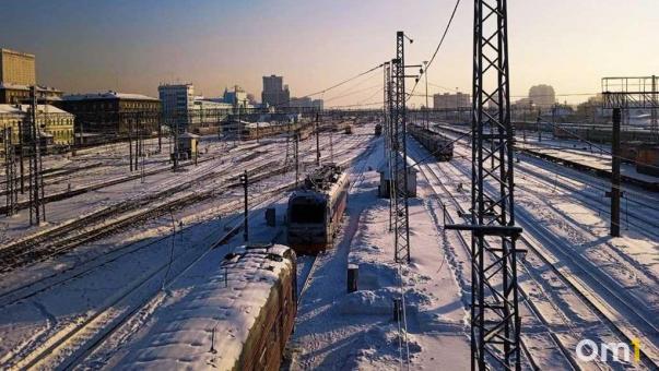 К Омскому свечному заводу хотят построить железную дорогу
