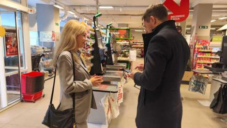 Более 130 магазинов Новосибирской области внедрили технологию подтверждения возраста покупателей с помощью мессенджера MAX