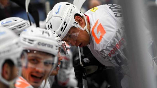 «Авангард» лишился двух игроков основы после разгромного поражения от «Барыса»