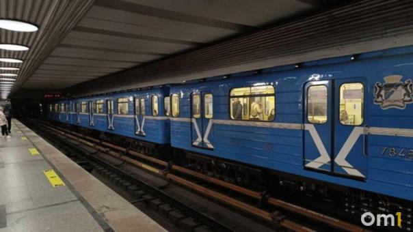 Число поездок по жетонам резко снизилось в новосибирском метро
