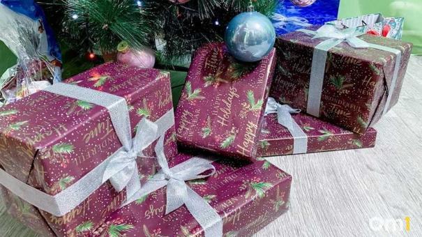 В России планируют официально разрешить дарить дорогие подарки