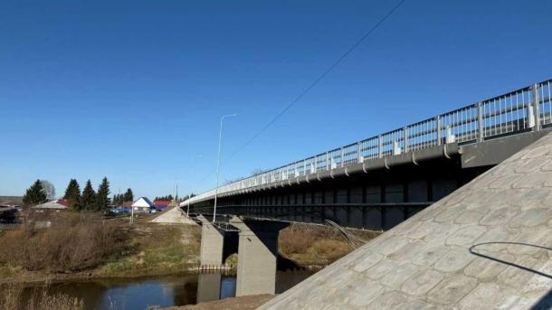 Власти Новосибирской области отремонтировали мост через Тара в Кыштовском районе