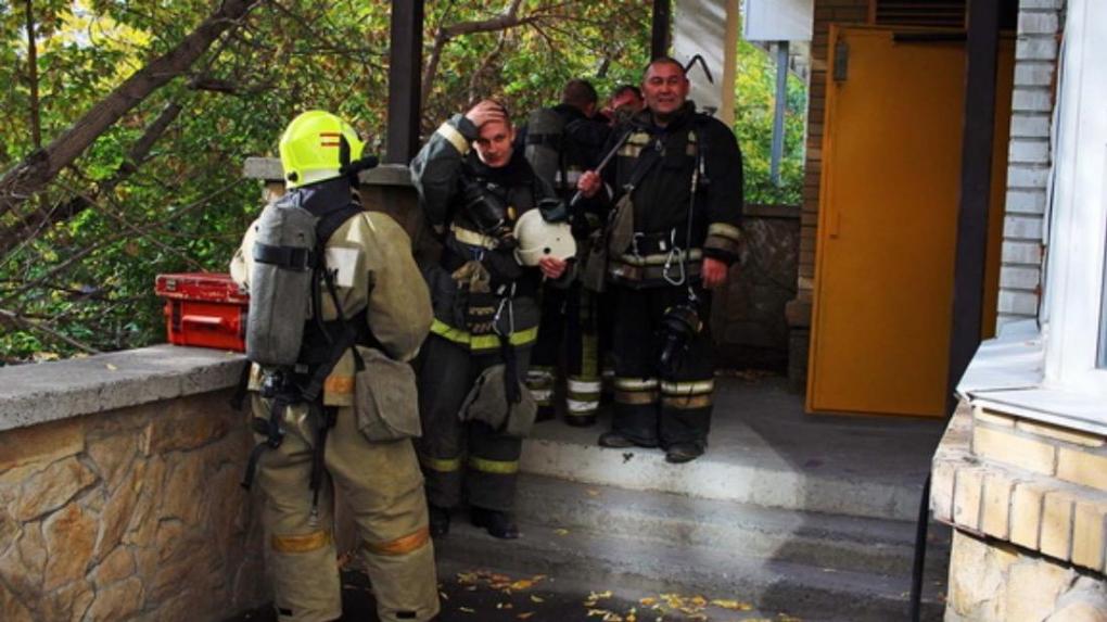 Огненный день: 15-километровый подвоз воды спас садовое общество от уничтожения под Новосибирском