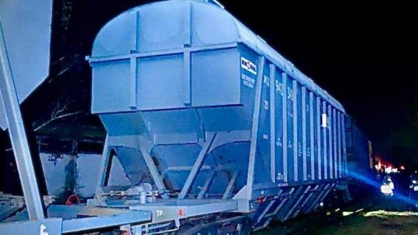 В Омской области с рельсов сошли два вагона: прокуратура начала проверку