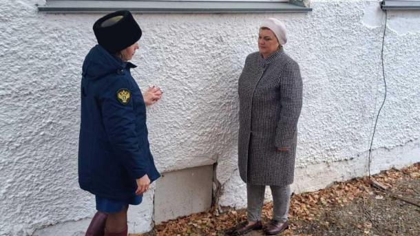 Прокуратура требует разобраться с обрушающимся фундаментом школы № 13 в Новосибирской области