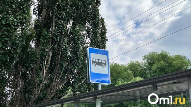 Подросток разбил остановку в Омске – ущерб оценили в 117 200 рублей