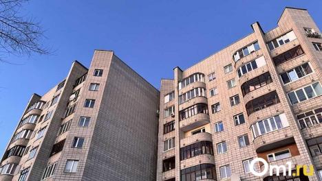 В Омске резко подешевели три типа квартир: цены за квадратный метр
