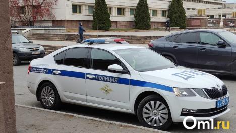 Омские полицейские спасли женщину, которая теряла сознание от боли