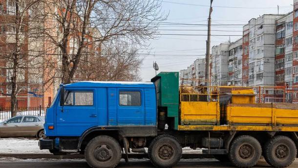 Ураган в Новосибирске: коммунальные службы устраняют последствия непогоды