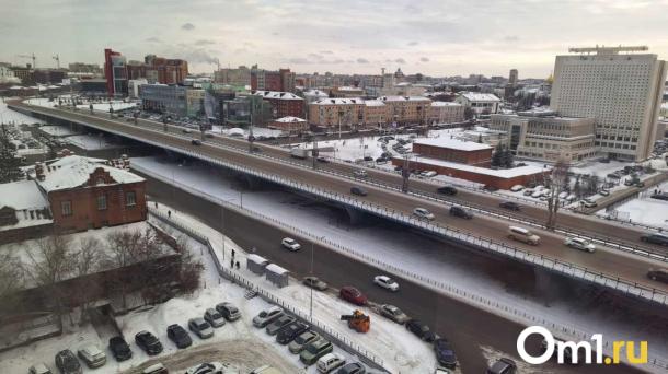 В центре Омска продают за 809 миллионов рублей здание со «спиралью»