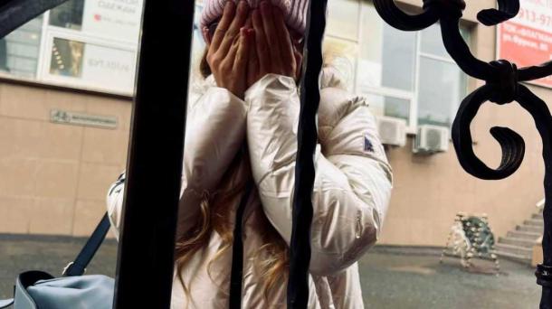 Пять девушек 2 часа избивали школьницу в Новосибирской области